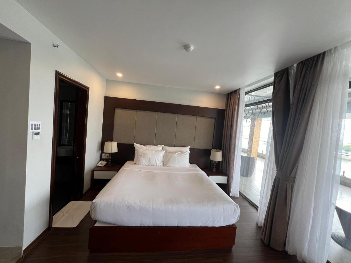 Moon Halo Hotel Халонг Экстерьер фото